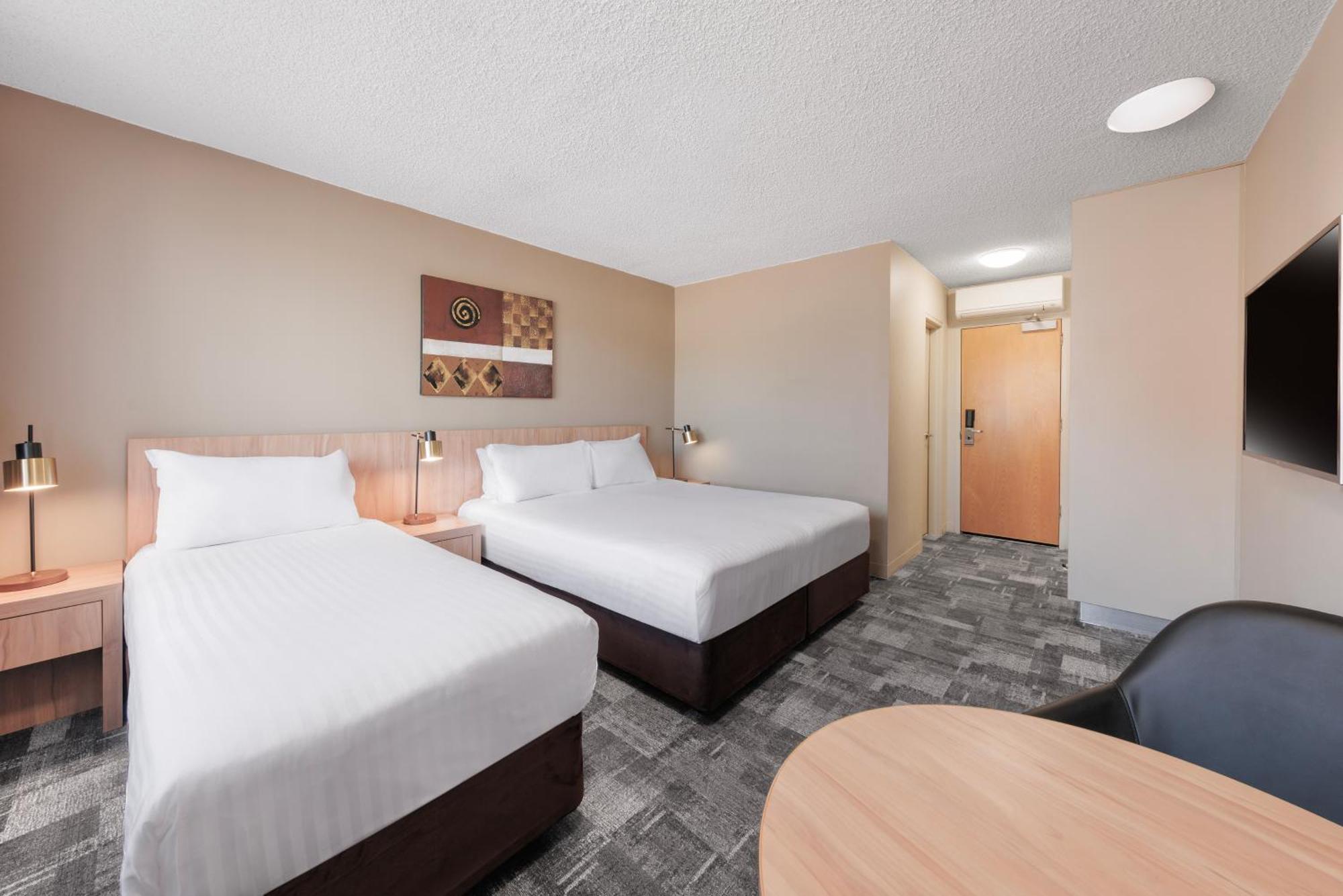 Best Western Plus Лонсестон Экстерьер фото