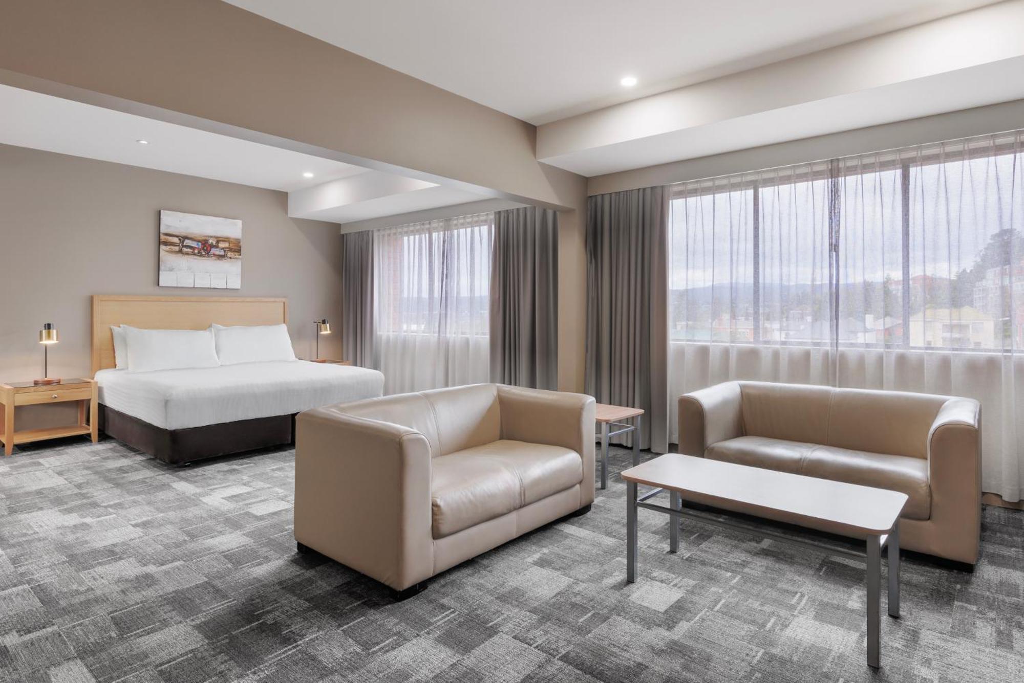 Best Western Plus Лонсестон Экстерьер фото